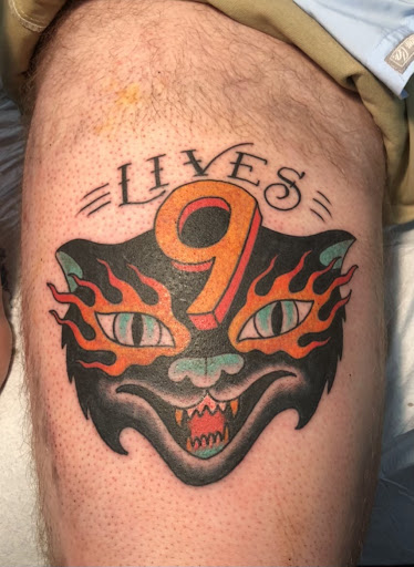 Tattoo Shop «Nine Lives Tattoo», reviews and photos, 61 N Holladay Dr, Seaside, OR 97138, USA