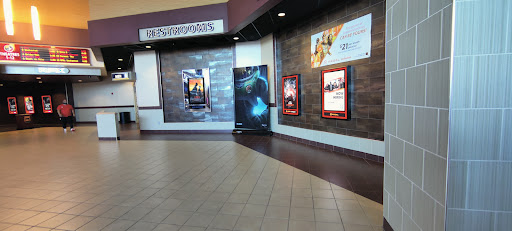 Movie Theater «Regal Cinemas Moorestown Mall 12 & RPX», reviews and photos, 400 NJ-38, Moorestown, NJ 08057, USA