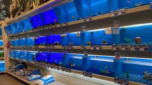 Pet Supply Store «PetSmart», reviews and photos, 60 NJ-17, Paramus, NJ 07652, USA