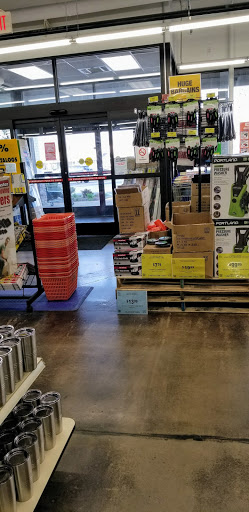 Hardware Store «Harbor Freight Tools», reviews and photos, 22330 S Sterling Blvd STE 101, Sterling, VA 20164, USA