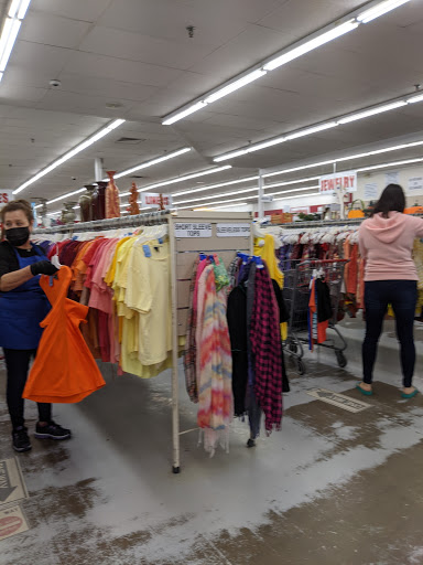 Thrift Store «Mile High Thrift», reviews and photos, 2085 S Sheridan Blvd, Denver, CO 80227, USA