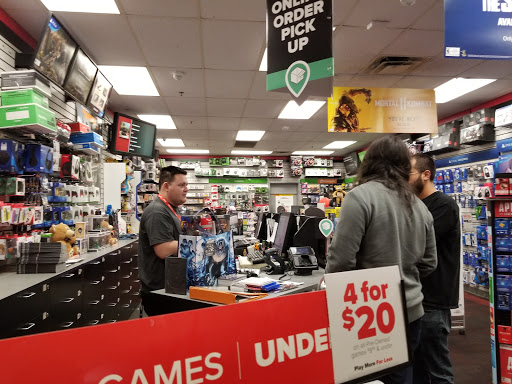 Video Game Store «GameStop», reviews and photos, 2631 Windmill Pkwy, Henderson, NV 89074, USA