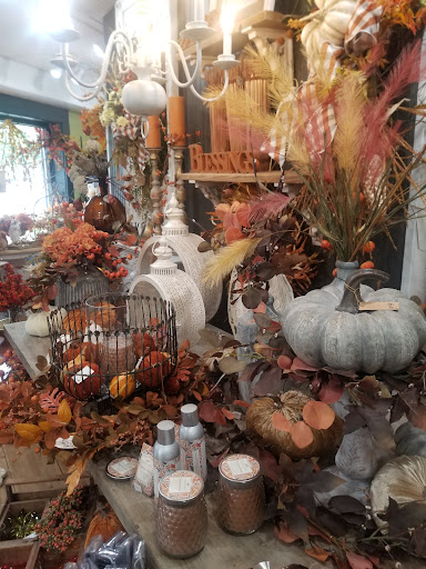 Gift Shop «Fireplace Gifts & Florist», reviews and photos, 6800 E Main St, Reynoldsburg, OH 43068, USA