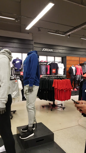 Sporting Goods Store «Nike Factory Store», reviews and photos, 6149 W Irlo Bronson Memorial Hwy, Kissimmee, FL 34747, USA