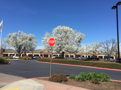 Clothing Store «The North Face Outlet», reviews and photos, 366 Nut Tree Rd, Vacaville, CA 95687, USA