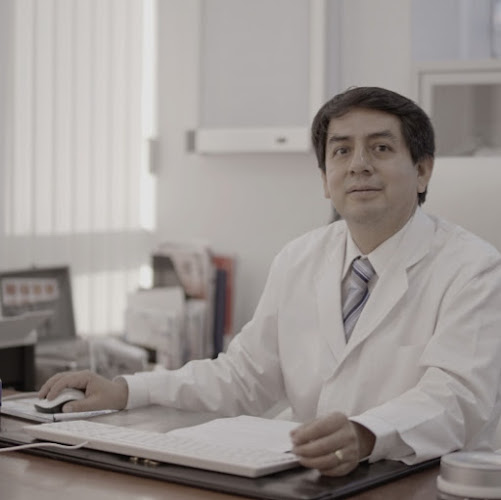 Opiniones de Dr. Iván Patricio Guaya, Dermatólogo en Maipú - Dermatólogo