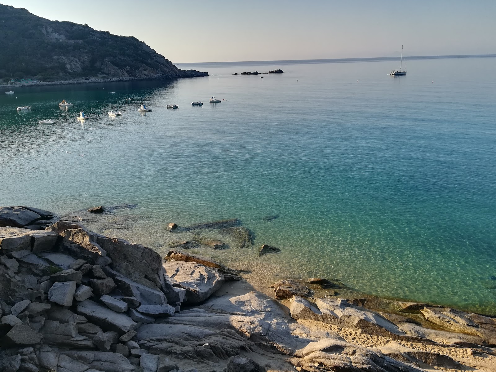 Foto van Spiaggia Di Barabarca met hoog niveau van netheid