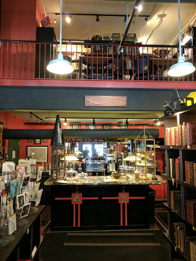 Book Store «Battery Park Book Exchange», reviews and photos, 1 Page Ave #101, Asheville, NC 28801, USA