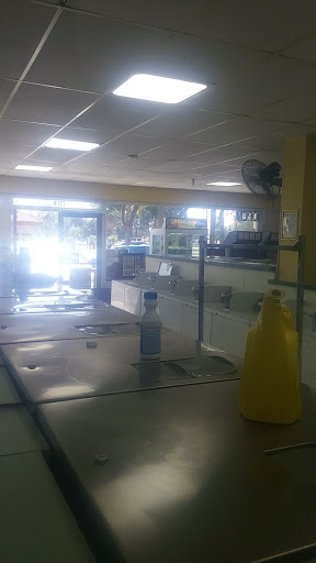 Laundromat «Pronto Laundry», reviews and photos, 731 Euclid Ave B, Ontario, CA 91762, USA