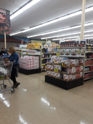 Shopping Mall «La Sierra Plaza Shopping Center», reviews and photos, La Sierra Ave, Riverside, CA 92505, USA