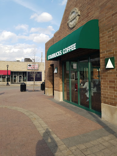 Coffee Shop «Starbucks», reviews and photos, 40 N Williams St a, Crystal Lake, IL 60014, USA