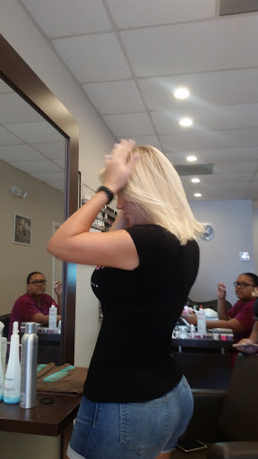 Beauty Salon «E&V Beauty Salon», reviews and photos, 10312 Bloomingdale Ave #106, Riverview, FL 33578, USA