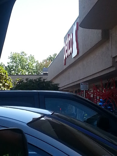 Pet Supply Store «Petco Animal Supplies», reviews and photos, 1203 SE Everett Mall Way f, Everett, WA 98208, USA