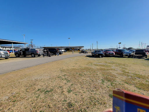 Tourist Attraction «Yello Belly Drag Strip», reviews and photos, 4702 E Main St, Grand Prairie, TX 75050, USA
