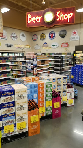 Grocery Store «Wegmans», reviews and photos, 100 Wegmans Way, Charlottesville, VA 22902, USA