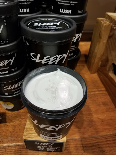 Cosmetics Store «Lush Cosmetics», reviews and photos, 104 Walden Galleria, Buffalo, NY 14225, USA