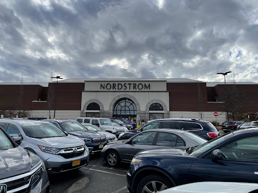 Nordstrom, 501 Garden State Plaza Blvd, Paramus, NJ 07652, USA, 