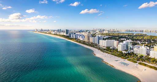 Beachfront hotels Miami