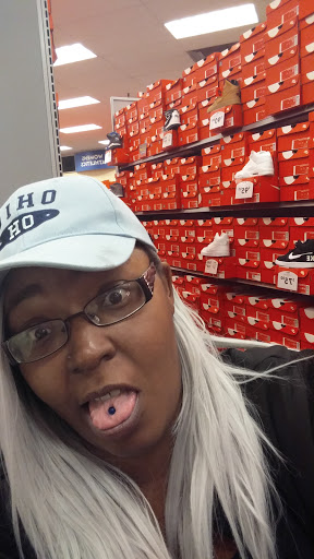 Shoe Store «Shoe Carnival», reviews and photos, 5005 Salem Ave, Dayton, OH 45426, USA