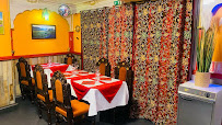 Atmosphère du Restaurant indien Saveurs du Kashmir à Maule - n°4
