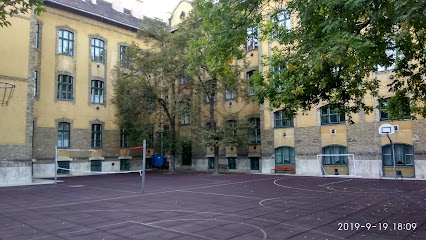 Csanádi Árpád Általános Iskola, Sportiskola és Középiskola