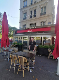 Atmosphère du Restaurant français Le Vauban à Paris - n°1