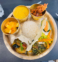 Thali du Restaurant népalais MOMOS LYON 1 (Cuisine Népalaise et Tibétain ) - n°2