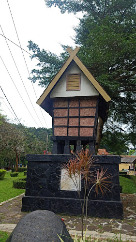 Tugu Leuit Subang