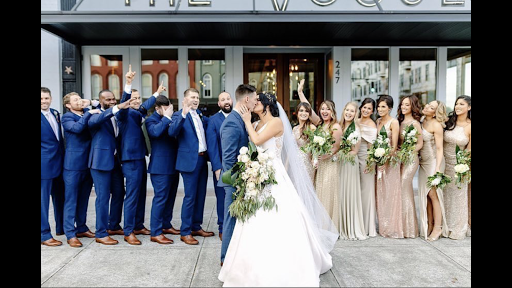 Beauty Salon «Sanctuary Salon & Spa - Atlanta», reviews and photos, 6160 Peachtree Dunwoody Rd Suite B105, Sandy Springs, GA 30328, USA