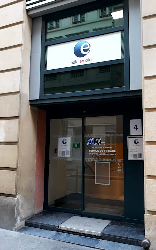 Agence pour l'emploi Pôle emploi Paris