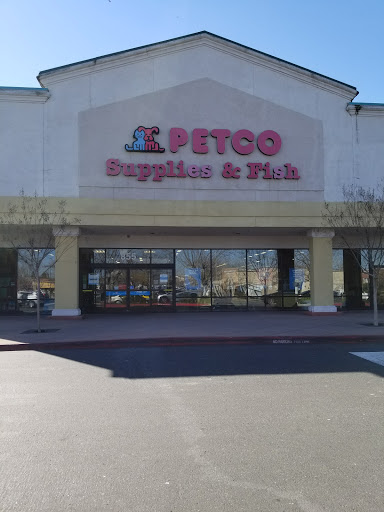 Petco Animal Supplies, 855 E Bidwell St, Folsom, CA 95630, USA, 