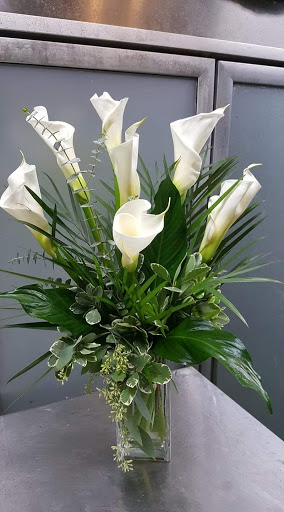 Florist «Bloomingtons Flower Shop», reviews and photos, 420 Pat Booker Rd, Universal City, TX 78148, USA