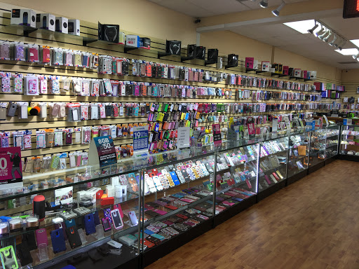 Cell Phone Store «SIMPLE MOBILE AND CELLPHONE REPAIR», reviews and photos, 1176 N State Road-7, Lauderhill, FL 33313, USA
