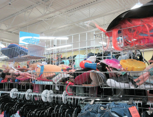 Thrift Store «Goodwill Store & Donation Center», reviews and photos, 5518 Touhy Ave, Skokie, IL 60077, USA