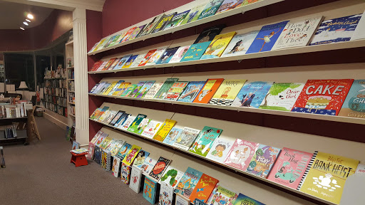 Book Store «River Oaks Book Store», reviews and photos, 3270 Westheimer Rd, Houston, TX 77098, USA