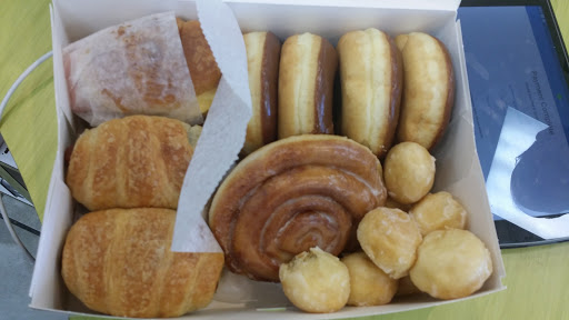 Donut Shop «Sweet Spot Donuts», reviews and photos, 3105 Ira E Woods Ave #130, Grapevine, TX 76051, USA
