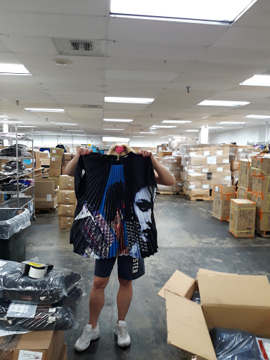 Uniform Store «Scrub Pro Uniforms & Alko Clothing Outlet», reviews and photos, 8801 Kelso Dr, Baltimore, MD 21221, USA