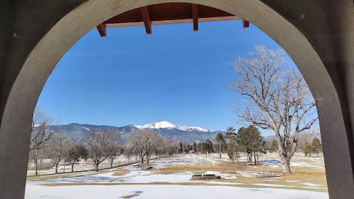 Golf Course «Patty Jewett Municipal Golf Course», reviews and photos, 900 E Espanola St, Colorado Springs, CO 80907, USA