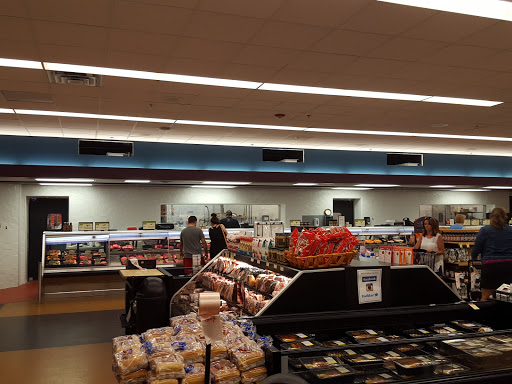 Grocery Store «Forest Hills Foods», reviews and photos, 4668 Cascade Rd SE, Grand Rapids, MI 49546, USA