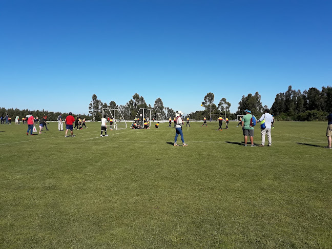 Opiniones de Cancha de Futbol del Colegio Saint John's en San Pedro de La Paz - Campo de fútbol