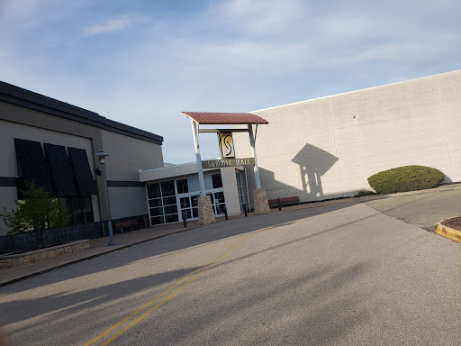 Shopping Mall «Summit Mall», reviews and photos, 3265 W Market St, Fairlawn, OH 44333, USA