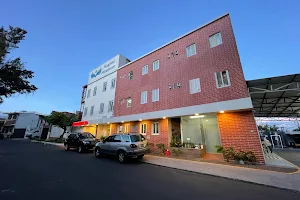 Hospital Miraflores image