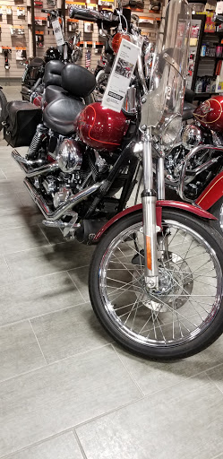 Motorcycle Dealer «Phantom Harley-Davidson», reviews and photos, 291 N Cypress Dr, Manteno, IL 60950, USA