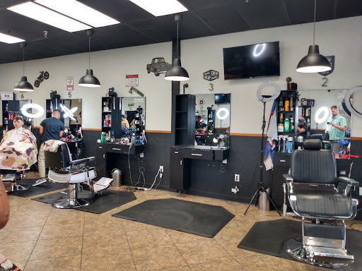 Barber Shop «Razor Sharp Cutz Barber Shop», reviews and photos, 459 Plaza Dr, Eustis, FL 32726, USA