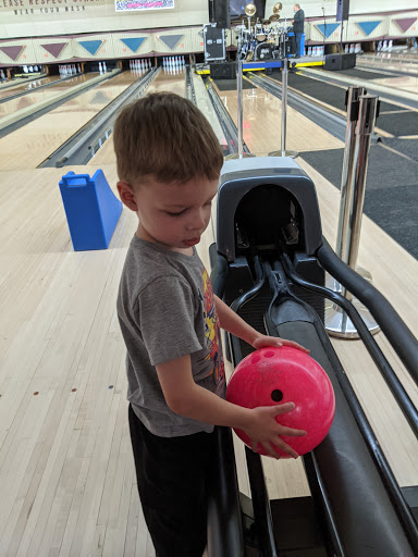 Bowling Alley «Trindle Bowl», reviews and photos, 4695 E Trindle Rd, Mechanicsburg, PA 17050, USA