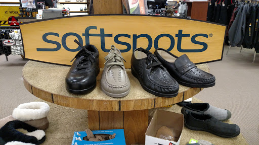 Shoe Store «Haney Shoes», reviews and photos, 6060 Maple St, Omaha, NE 68104, USA