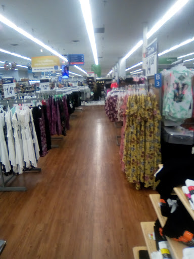 Discount Store «Walmart», reviews and photos, 3680 W Shaw Ave, Fresno, CA 93711, USA