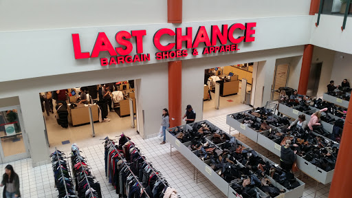 Department Store «Last Chance Clearance Store», reviews and photos, 1919 E Camelback Rd, Phoenix, AZ 85016, USA