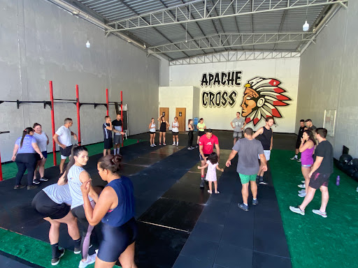 Logo da empresa - Apache Cross