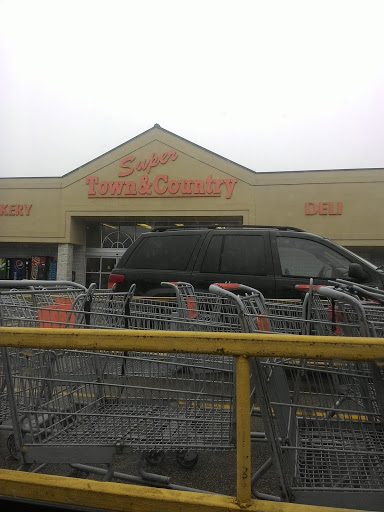 Grocery Store «Town & Country Supermarket», reviews and photos, US-160, Doniphan, MO 63935, USA